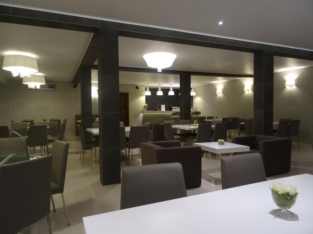 The Hub Hotel New England Екстер'єр фото